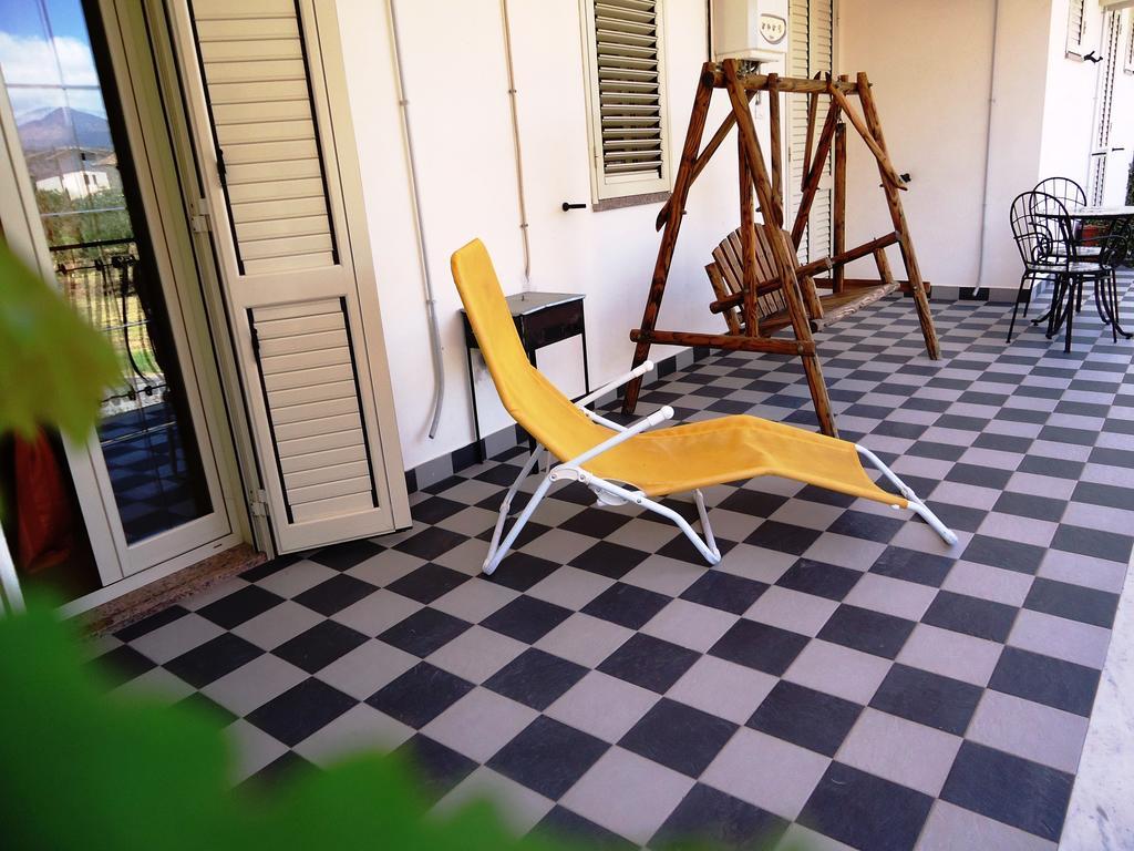 Ciuscia Bed & Breakfast Calatabiano Eksteriør bilde