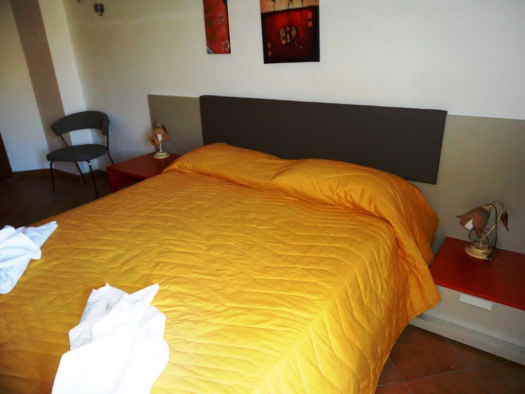 Ciuscia Bed & Breakfast Calatabiano Eksteriør bilde